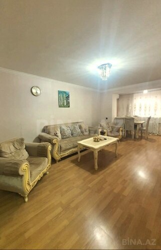 Satılır 3 otaqlı köhnə tikili 75 m², İnşaatçılar m., photo 1 from 11