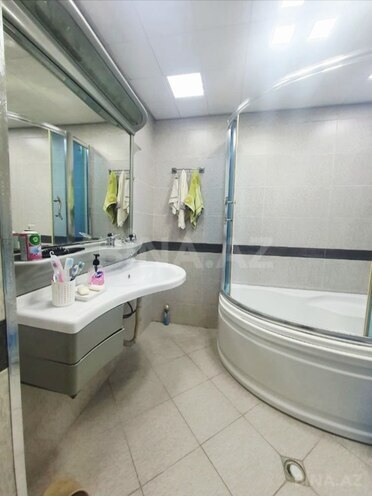 Satılır 3 otaqlı köhnə tikili 75 m², İnşaatçılar m., photo 9 from 11