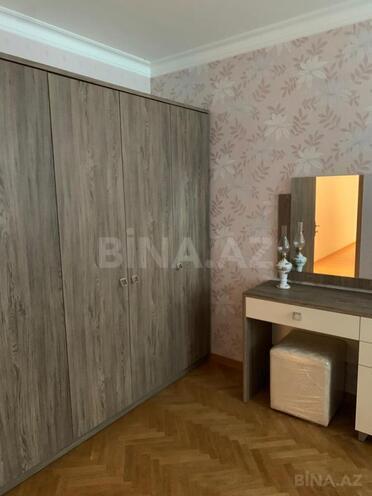Satılır 4 otaqlı köhnə tikili 120 m², Elmlər Akademiyası m., photo 6 from 16