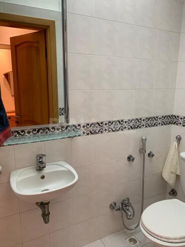 Satılır 4 otaqlı köhnə tikili 120 m², Elmlər Akademiyası m., photo 12 from 16