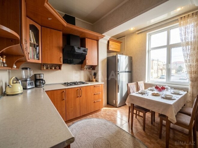 Satılır 4 otaqlı köhnə tikili 105 m², Neftçilər m., photo 9 from 12