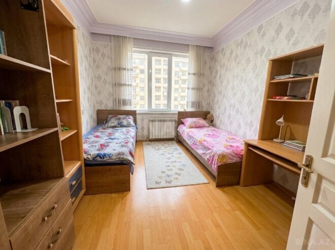 Satılır 4 otaqlı köhnə tikili 105 m², Neftçilər m., photo 7 from 12