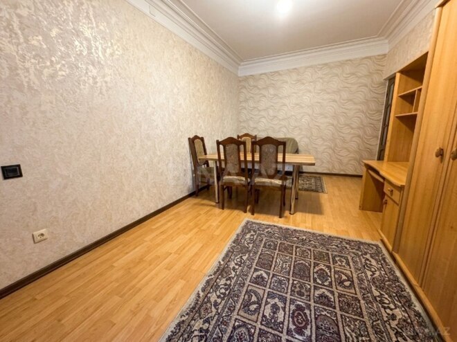 Satılır 4 otaqlı köhnə tikili 105 m², Neftçilər m., photo 5 from 12