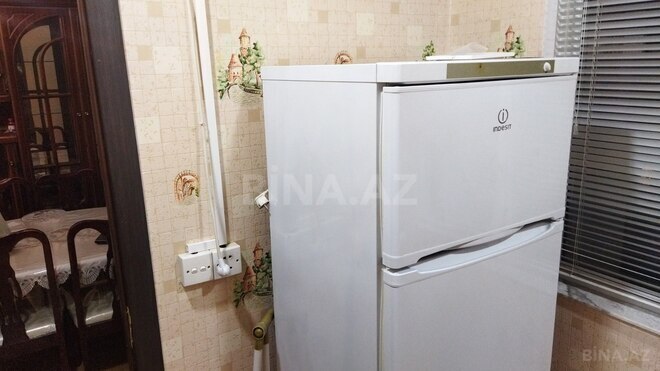 İcarəyə verilir 1 otaqlı köhnə tikili 35 m², İnşaatçılar m., photo 3 from 6
