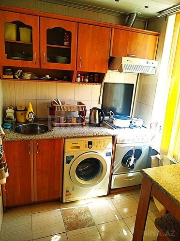 Продаётся 2-комн. вторичка 45 м², м. Кара Караев, photo 4 from 10
