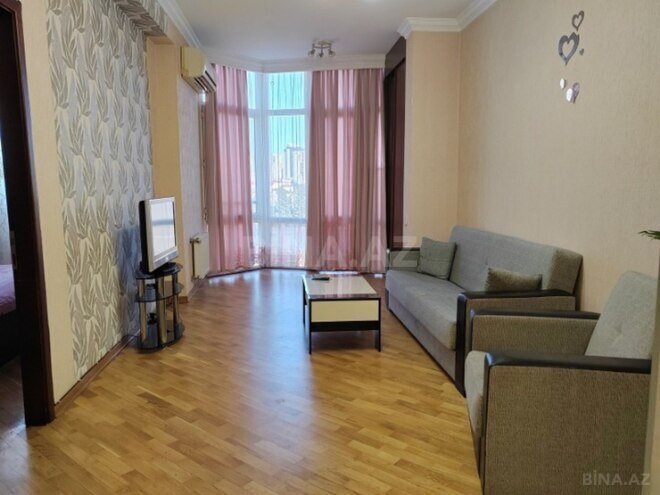 Продаётся 2-комн. новостройка 60 м², м. Шах Исмаил Хатаи, photo 1 from 11