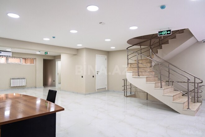 İcarəyə verilir 5 otaqlı köhnə tikili 280 m², 28 May m., photo 5 from 13