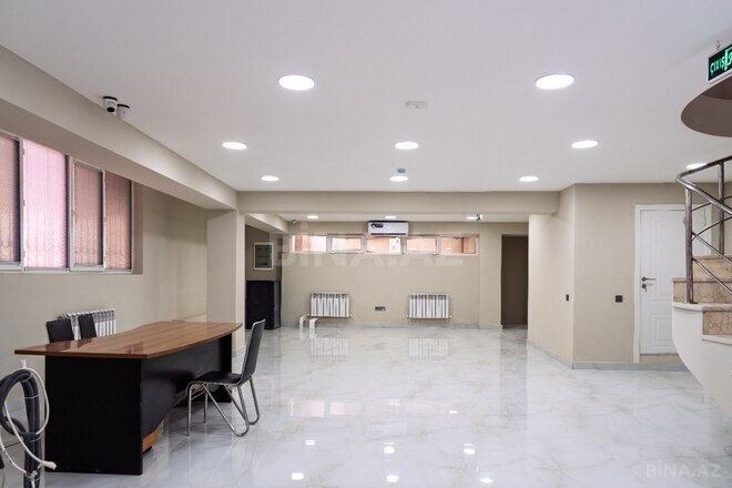 İcarəyə verilir 5 otaqlı köhnə tikili 280 m², 28 May m., photo 6 from 13