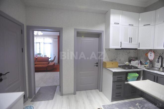 Продаётся 2-комн. новостройка 60 м², м. Кара Караев, photo 8 from 12