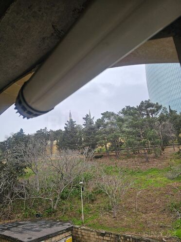 İcarəyə verilir 3 otaqlı köhnə tikili 95 m², İçəri Şəhər m., photo 14 from 17