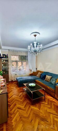 Satılır 2 otaqlı köhnə tikili 55 m², İnşaatçılar m., photo 3 from 10