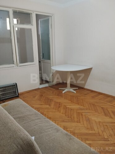 İcarəyə verilir 4 otaqlı köhnə tikili 75 m², Gənclik m., photo 3 from 14