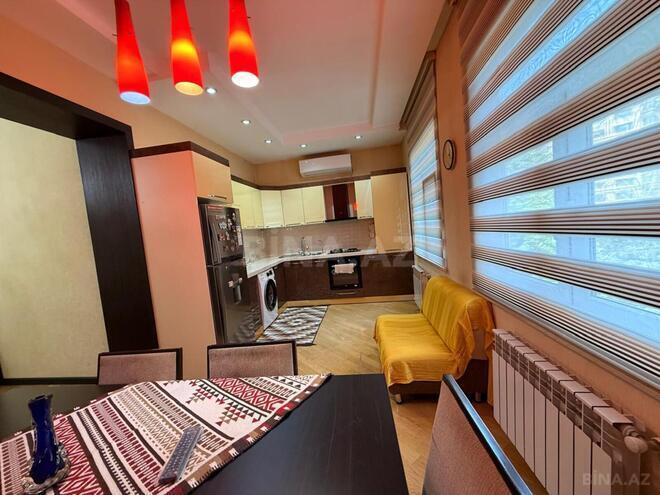 Satılır 3 otaqlı köhnə tikili 90 m², Nizami m., photo 8 from 29