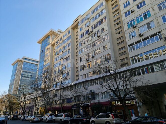 Satılır 3 otaqlı köhnə tikili 70 m², Sahil m., photo 4 from 18