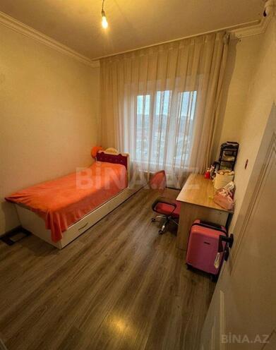 Satılır 4 otaqlı köhnə tikili 68 m², Bakıxanov q., photo 7 from 13