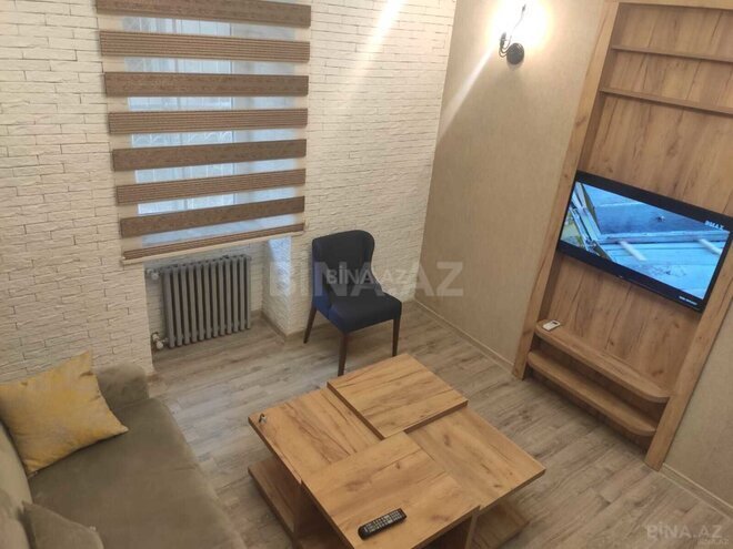 İcarəyə verilir 2 otaqlı köhnə tikili 55 m², Xalqlar Dostluğu m., photo 3 from 12