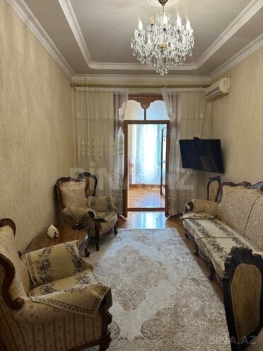 Продаётся 3-комн. вторичка 75 м², Насиминский  р., photo 1 from 16