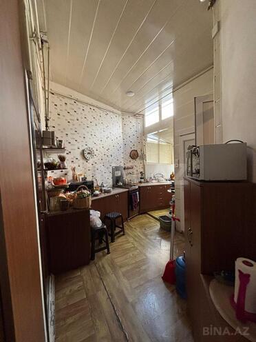 Satılır 3 otaqlı köhnə tikili 70 m², Sahil m., photo 18 from 30