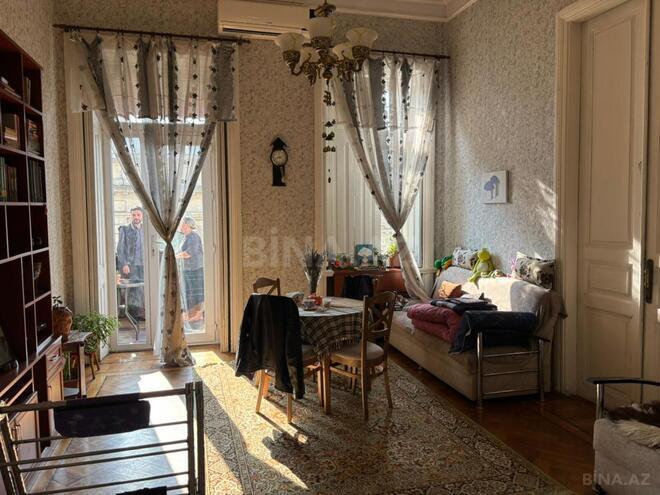 Satılır 3 otaqlı köhnə tikili 70 m², Sahil m., photo 7 from 30