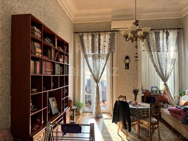 Satılır 3 otaqlı köhnə tikili 70 m², Sahil m., photo 5 from 30