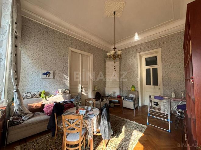 Satılır 3 otaqlı köhnə tikili 70 m², Sahil m., photo 6 from 30