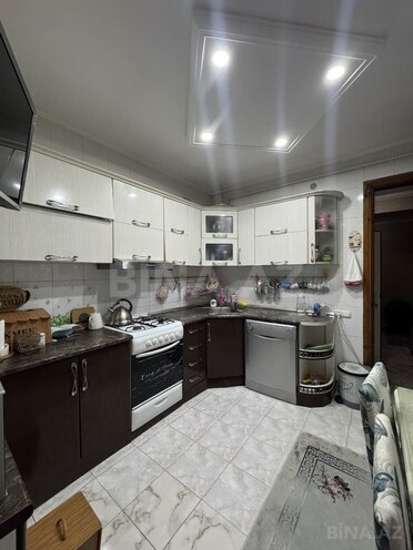 Satılır 4 otaqlı köhnə tikili 113 m², Bakıxanov q., photo 13 from 20