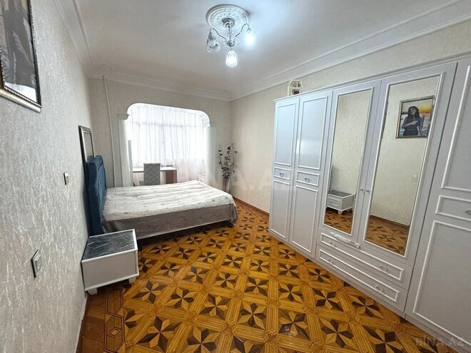Satılır 3 otaqlı köhnə tikili 65 m², Nizami m., photo 4 from 14