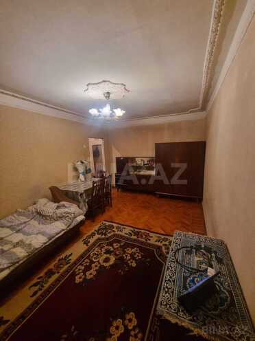 Satılır 2 otaqlı köhnə tikili 45 m², İnşaatçılar m., photo 1 from 6
