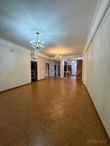 Сдаётся 5-комн. новостройка 175 м², м. 28 мая, photo 1 from 24