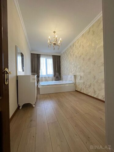 Satılır 2 otaqlı köhnə tikili 55 m², İnşaatçılar m., photo 4 from 9