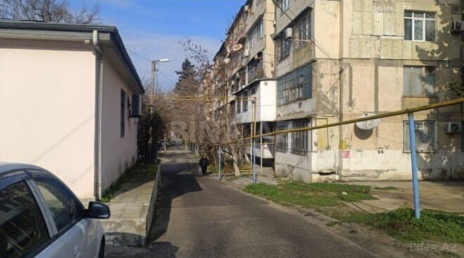 Продаётся 2-комн. вторичка 45 м², м. Нефтчиляр, photo 6 from 8