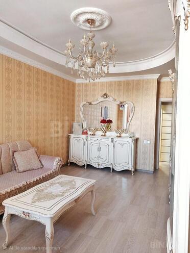 Продаётся 2-комн. новостройка 75 м², м. Элмляр Академиясы, photo 3 from 12