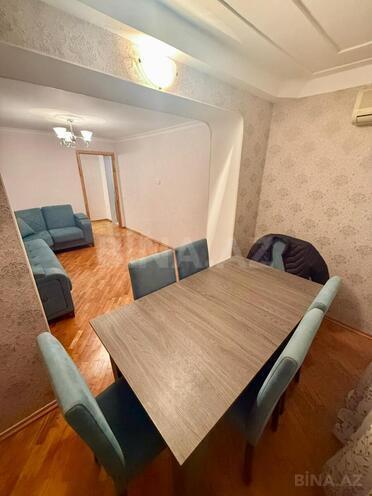 Satılır 2 otaqlı köhnə tikili 60 m², Elmlər Akademiyası m., photo 3 from 13