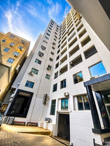 Продаётся 4-комн. новостройка 212 м², м. Сахил, photo 24 from 26