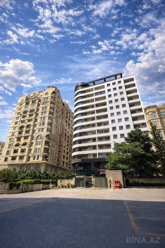Продаётся 4-комн. новостройка 212 м², м. Сахил, photo 1 from 26