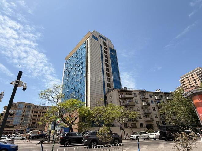 Satılır 3 otaqlı köhnə tikili 90 m², Nizami m., photo 7 from 30