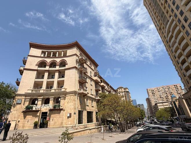 Satılır 3 otaqlı köhnə tikili 90 m², Nizami m., photo 6 from 30