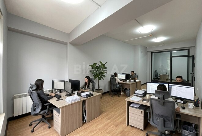 Сдаётся 1-комн. офис 30 м², м. Гянджлик, photo 1 from 15