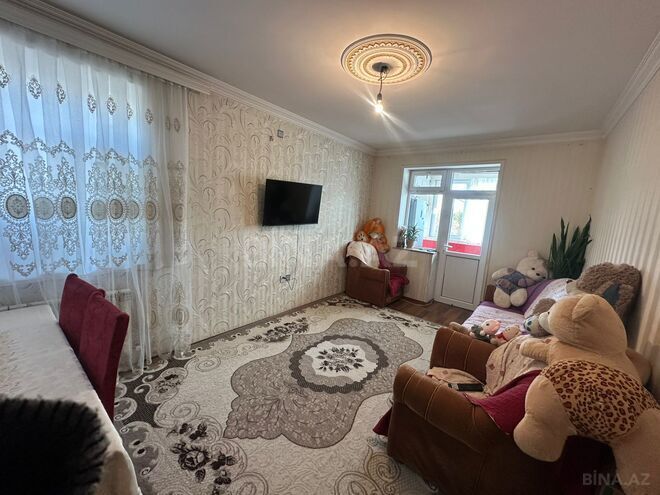 Satılır 3 otaqlı köhnə tikili 70 m², Avtovağzal m., photo 1 from 10