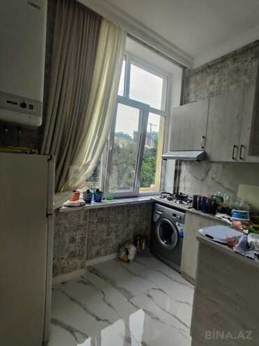 Продаётся 2-комн. вторичка 65 м², м. Низами, photo 17 from 23