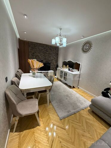 Satılır 3 otaqlı köhnə tikili 90 m², İnşaatçılar m., photo 3 from 20