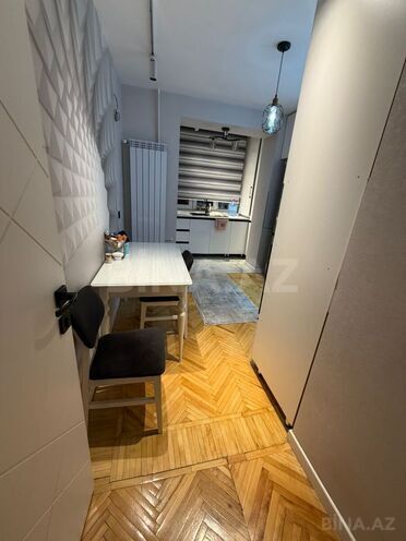 Satılır 3 otaqlı köhnə tikili 90 m², İnşaatçılar m., photo 13 from 20