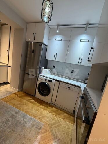 Satılır 3 otaqlı köhnə tikili 90 m², İnşaatçılar m., photo 11 from 20