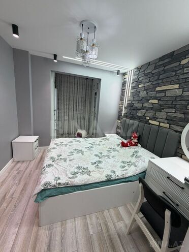 Satılır 3 otaqlı köhnə tikili 90 m², İnşaatçılar m., photo 6 from 20