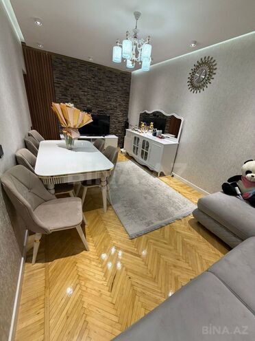 Satılır 3 otaqlı köhnə tikili 90 m², İnşaatçılar m., photo 4 from 20