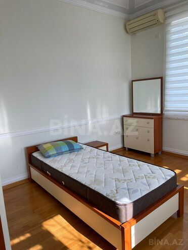 Сдаётся 8-комн. дом/дача 450 м², пос. Бадамдар, photo 14 from 22