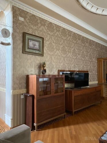 Сдаётся 8-комн. дом/дача 450 м², пос. Бадамдар, photo 13 from 22
