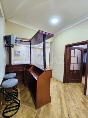 İcarəyə verilir 3 otaqlı köhnə tikili 87 m², Sahil m., photo 6 from 15