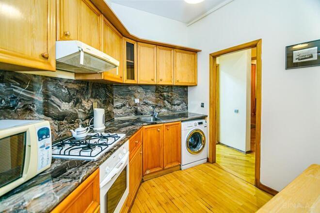İcarəyə verilir 2 otaqlı köhnə tikili 60 m², İçəri Şəhər m., photo 17 from 24