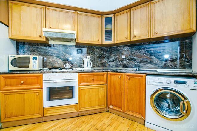 İcarəyə verilir 2 otaqlı köhnə tikili 60 m², İçəri Şəhər m., photo 19 from 24